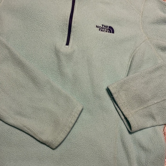 North Face Light Blue Quarter‎ Zip - Picture 3 of 8